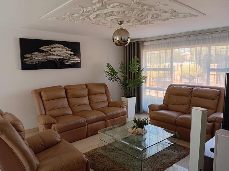 3 Bedroom Property for Sale in Montana Tuine Gauteng