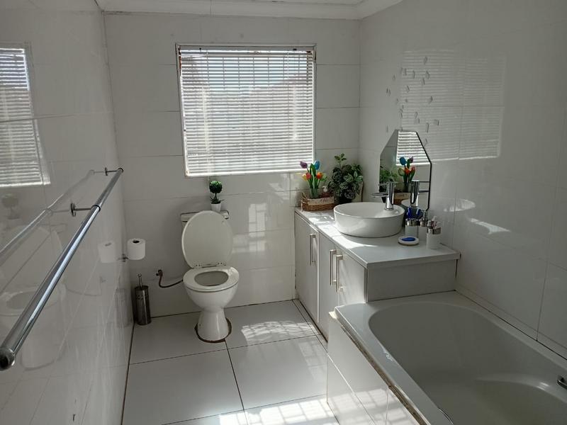 3 Bedroom Property for Sale in Montana Tuine Gauteng