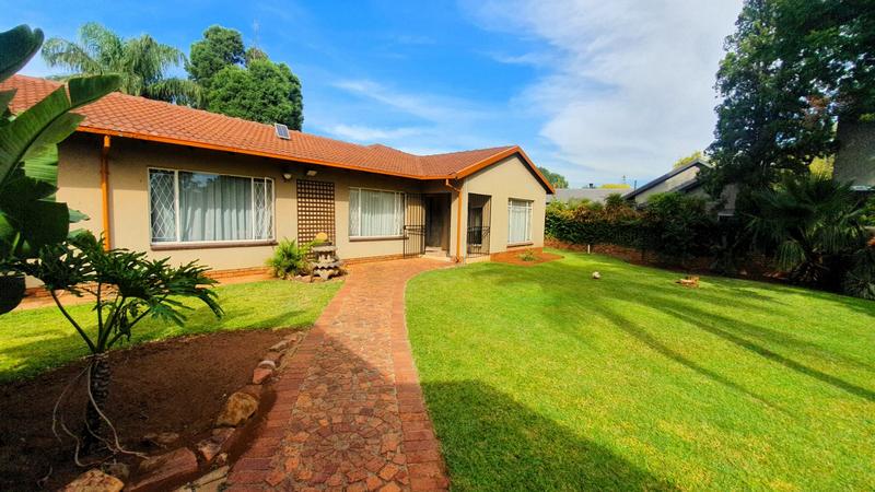 3 Bedroom Property for Sale in Sinoville Gauteng