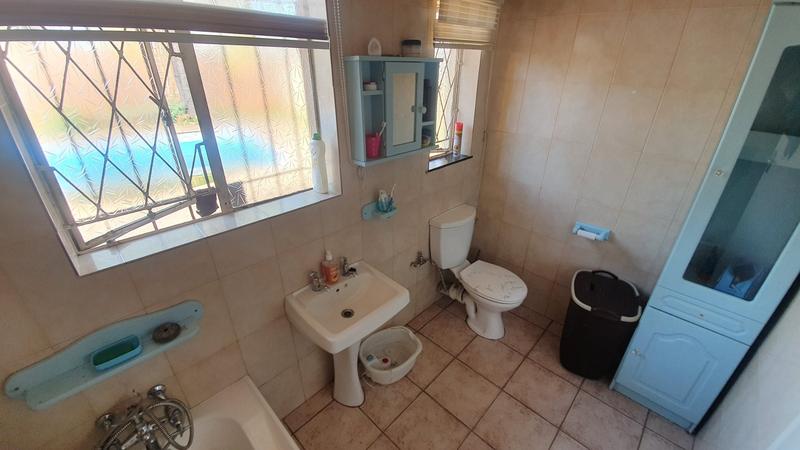 3 Bedroom Property for Sale in Sinoville Gauteng