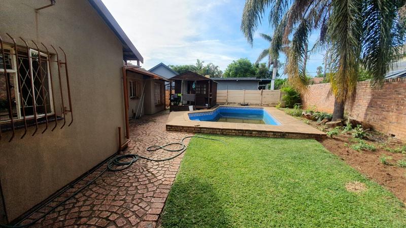 3 Bedroom Property for Sale in Sinoville Gauteng