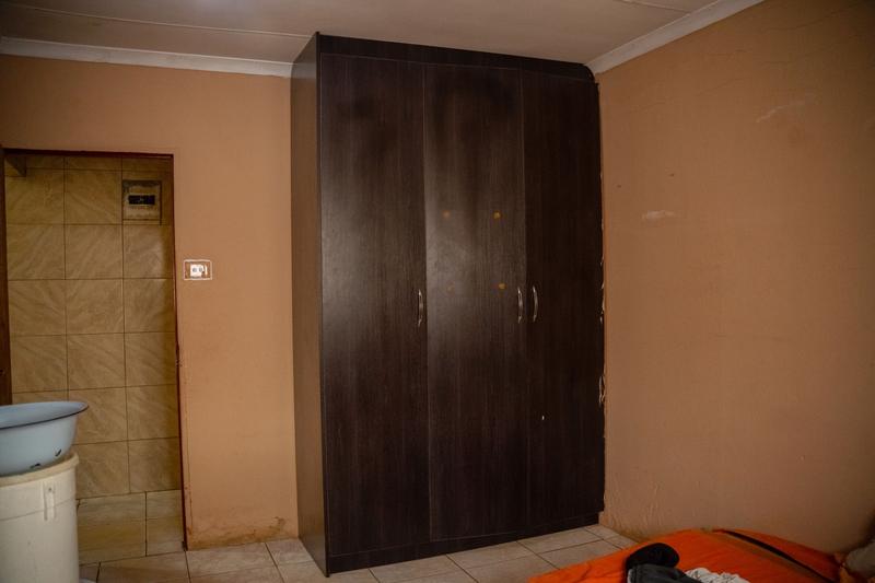 5 Bedroom Property for Sale in Thulani Gauteng