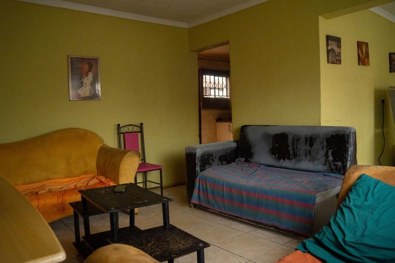 5 Bedroom Property for Sale in Thulani Gauteng