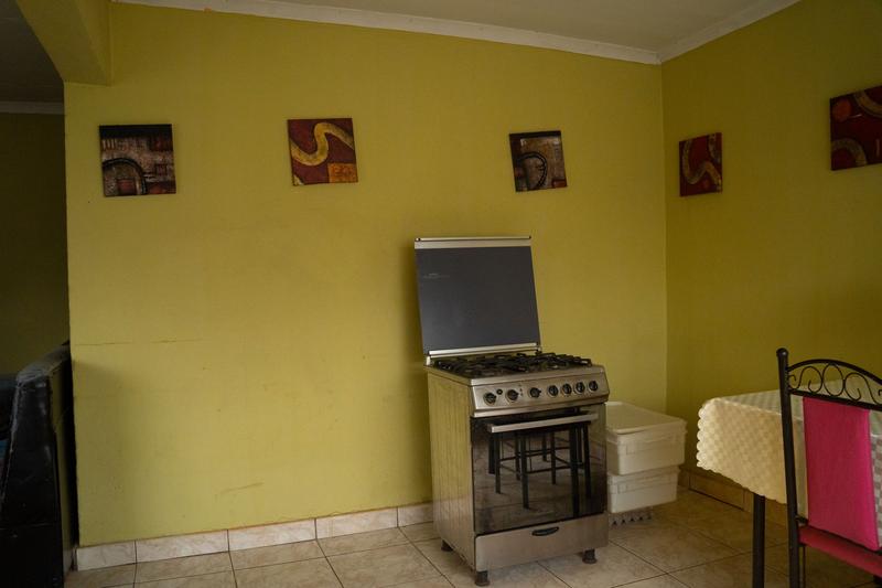 5 Bedroom Property for Sale in Thulani Gauteng