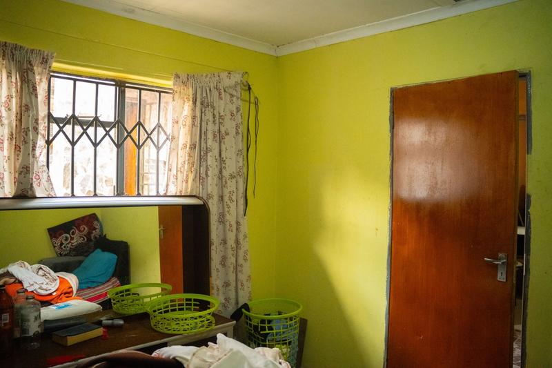 5 Bedroom Property for Sale in Thulani Gauteng