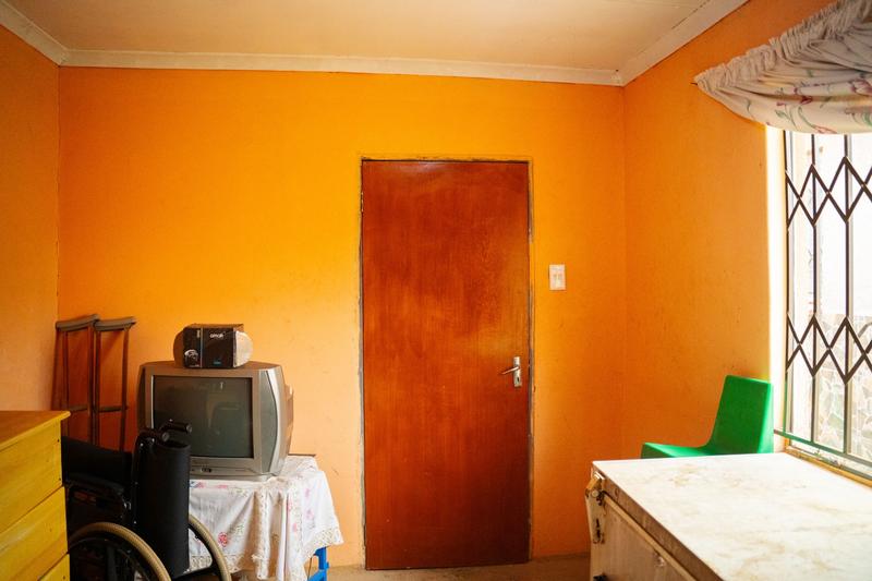 5 Bedroom Property for Sale in Thulani Gauteng