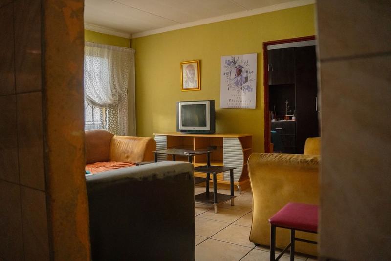 5 Bedroom Property for Sale in Thulani Gauteng