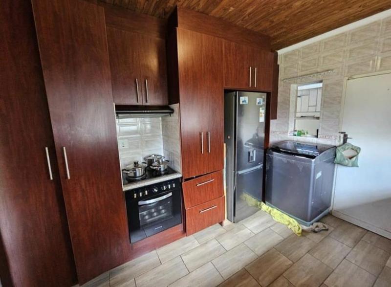 3 Bedroom Property for Sale in Dorandia Gauteng