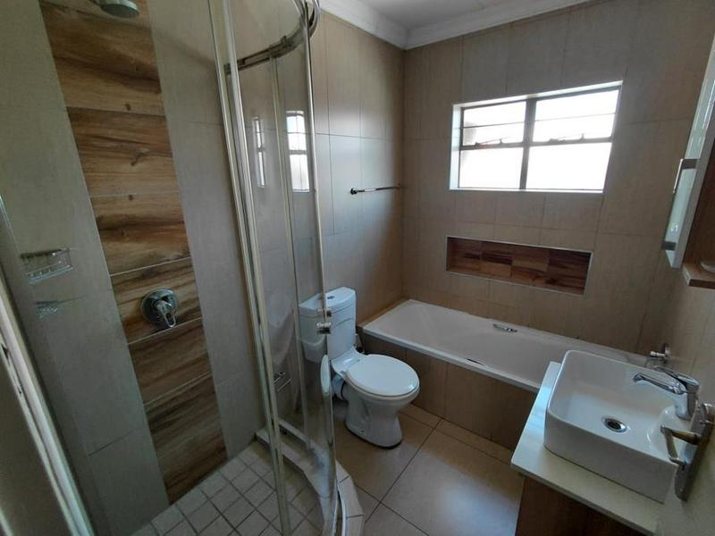 3 Bedroom Property for Sale in Andeon AH Gauteng