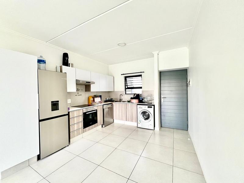 To Let 2 Bedroom Property for Rent in Beverley Gauteng