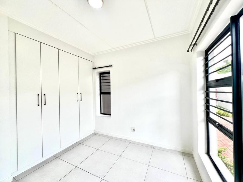 To Let 2 Bedroom Property for Rent in Beverley Gauteng