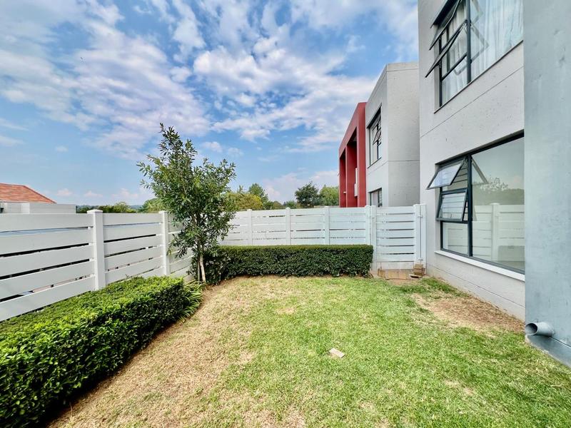 To Let 2 Bedroom Property for Rent in Beverley Gauteng