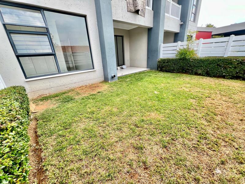 To Let 2 Bedroom Property for Rent in Beverley Gauteng