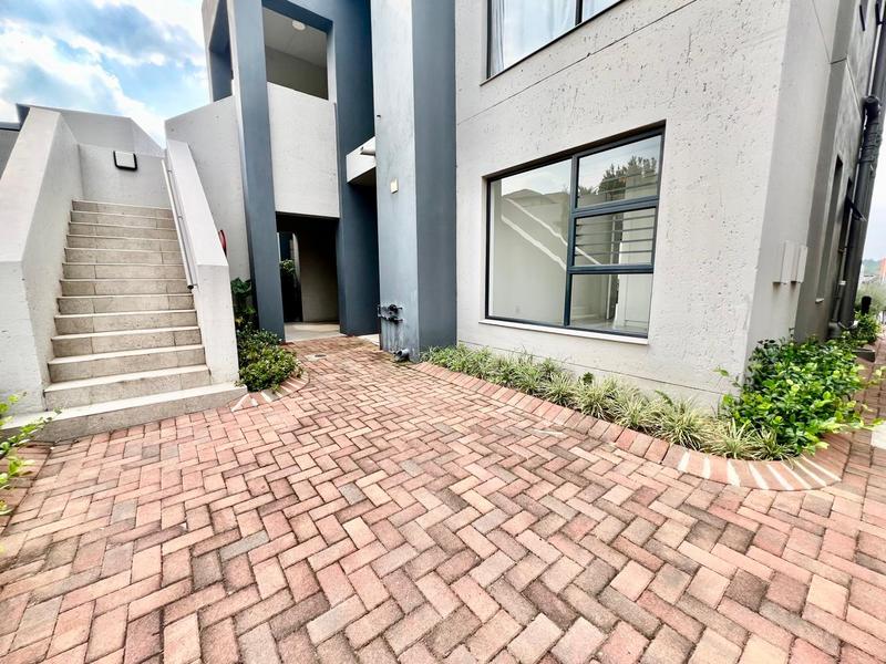 To Let 2 Bedroom Property for Rent in Beverley Gauteng