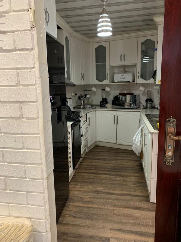 3 Bedroom Property for Sale in Hesteapark Gauteng