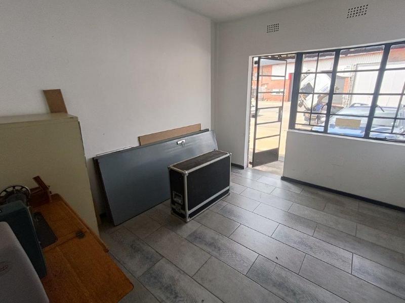 To Let commercial Property for Rent in Robertville Gauteng