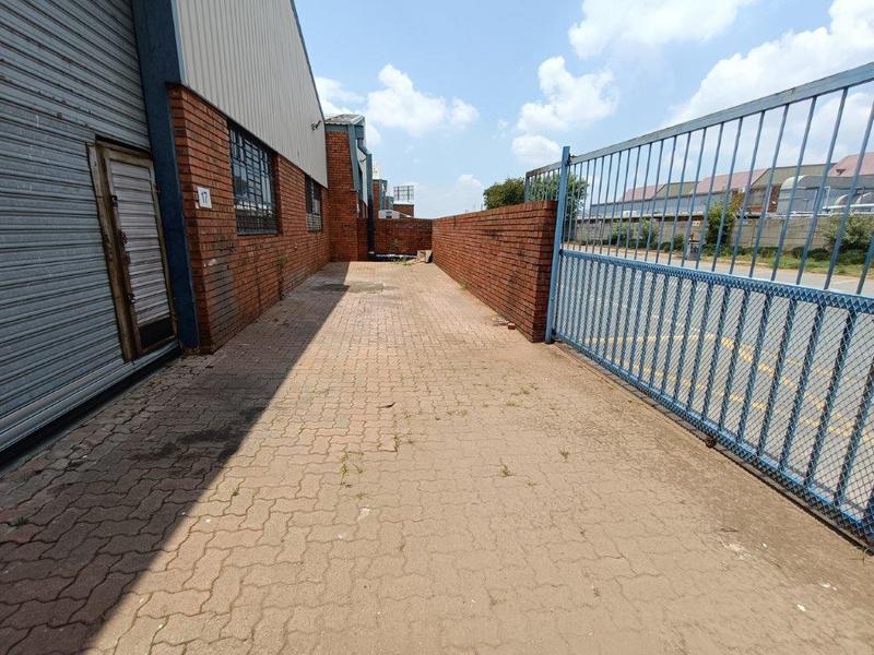 To Let commercial Property for Rent in Robertville Gauteng