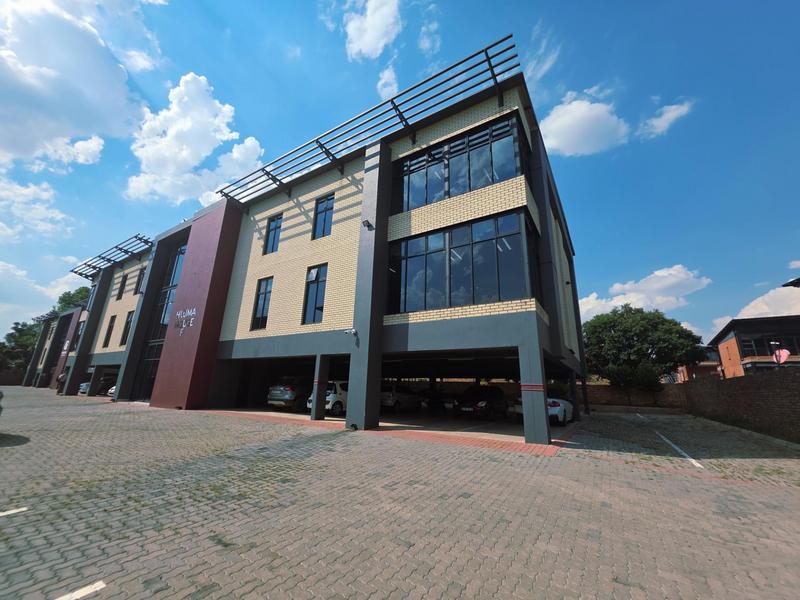 To Let commercial Property for Rent in Die Hoewes Gauteng