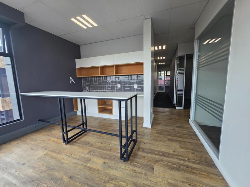 To Let commercial Property for Rent in Die Hoewes Gauteng