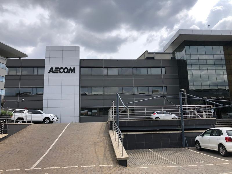 To Let commercial Property for Rent in Die Hoewes Gauteng