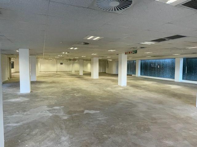 To Let commercial Property for Rent in Die Hoewes Gauteng