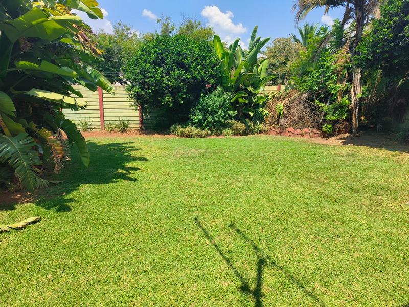 To Let 3 Bedroom Property for Rent in Rooihuiskraal Gauteng