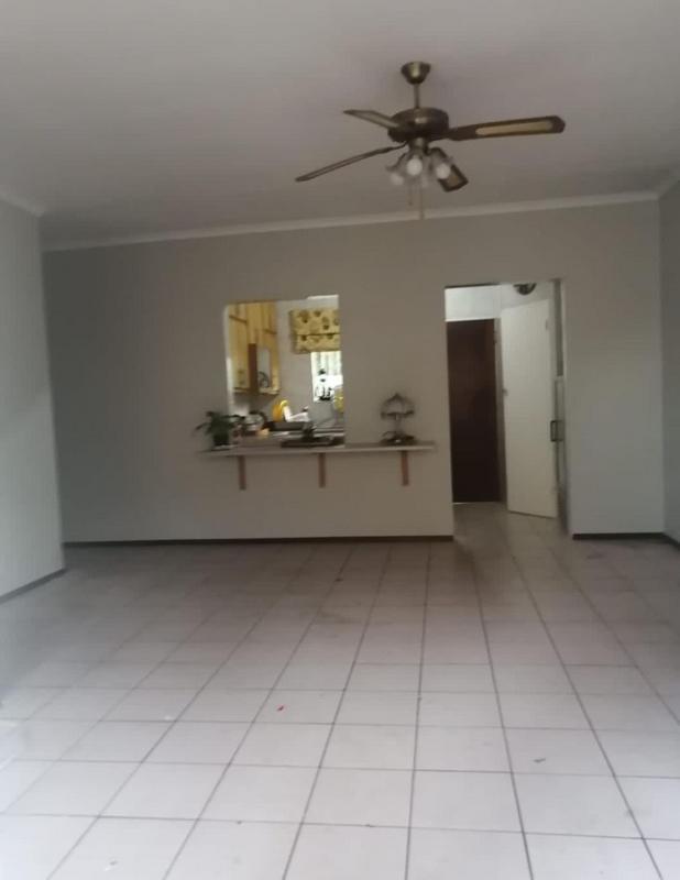 To Let 3 Bedroom Property for Rent in Rooihuiskraal Gauteng