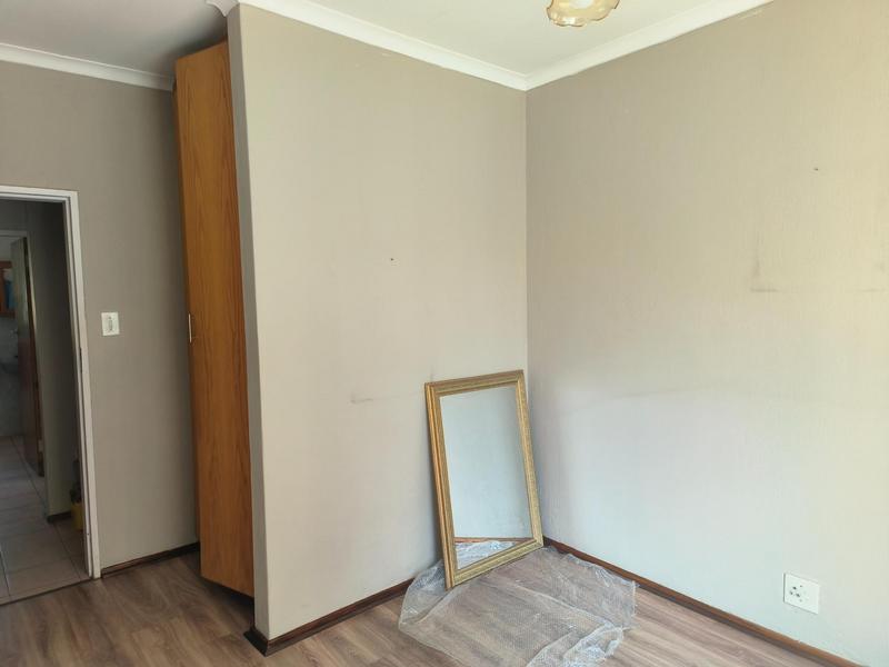 To Let 3 Bedroom Property for Rent in Rooihuiskraal Gauteng
