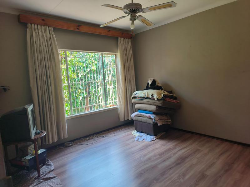 To Let 3 Bedroom Property for Rent in Rooihuiskraal Gauteng