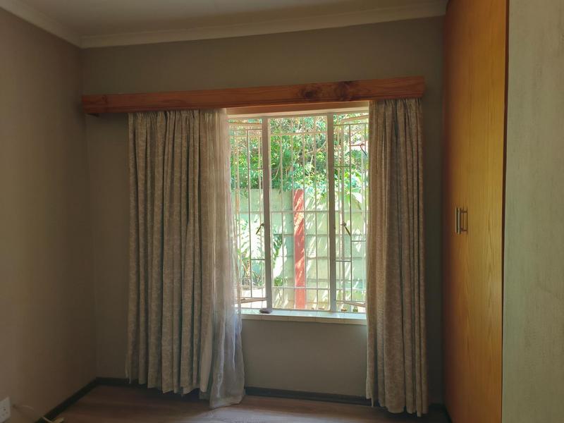 To Let 3 Bedroom Property for Rent in Rooihuiskraal Gauteng