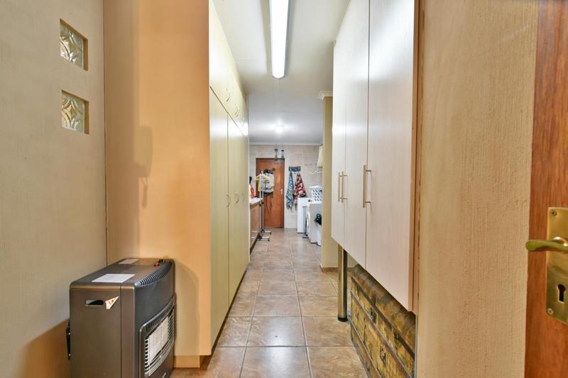 3 Bedroom Property for Sale in Sunair Park Gauteng