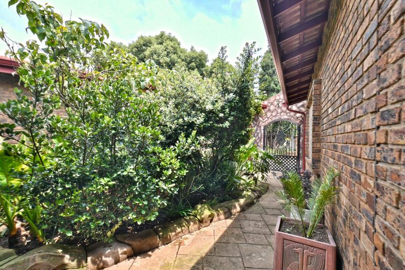 3 Bedroom Property for Sale in Sunair Park Gauteng