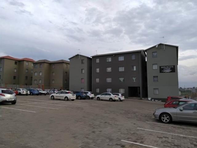 2 Bedroom Property for Sale in Fleurhof Gauteng