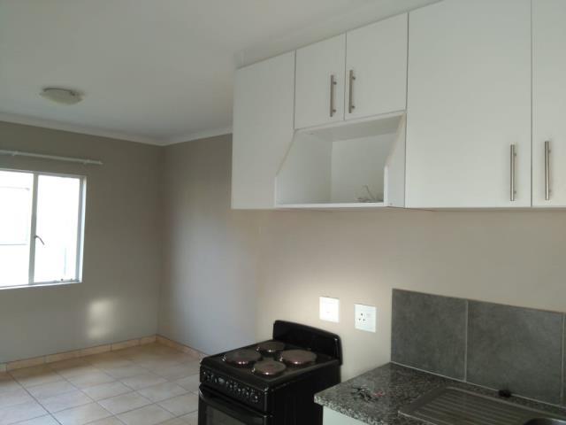 2 Bedroom Property for Sale in Fleurhof Gauteng