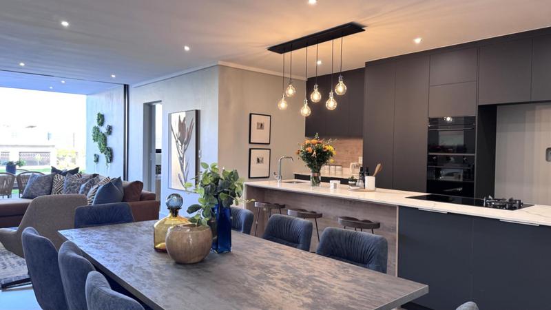 To Let 3 Bedroom Property for Rent in Midfield Estate Gauteng