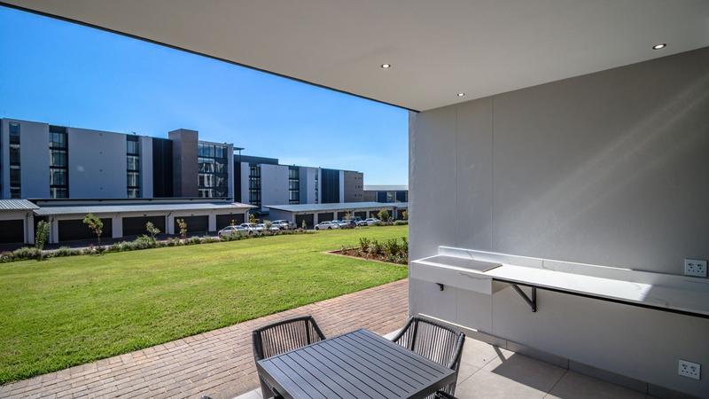 To Let 3 Bedroom Property for Rent in Midfield Estate Gauteng