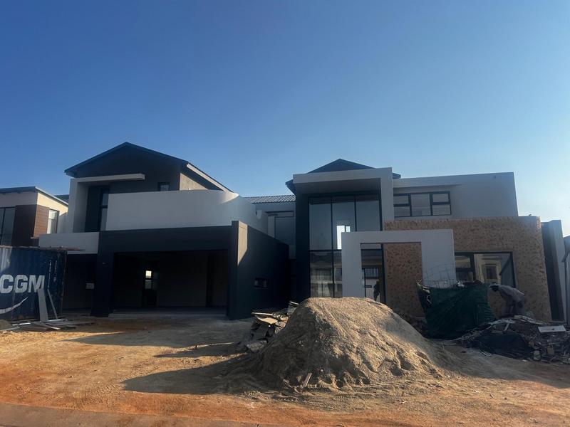 5 Bedroom Property for Sale in Midstream Heights Gauteng