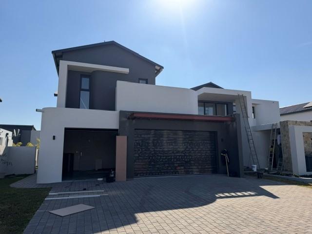 5 Bedroom Property for Sale in Midstream Heights Gauteng