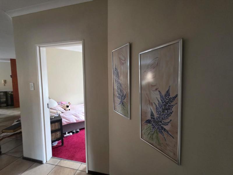 3 Bedroom Property for Sale in Eike Park Gauteng