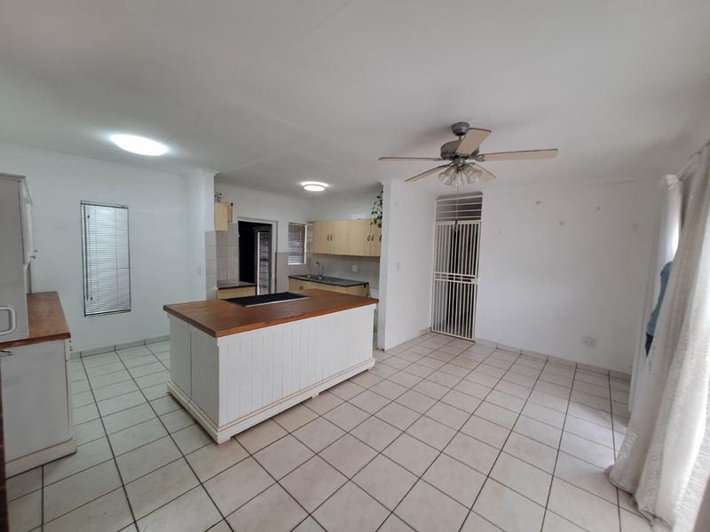 2 Bedroom Property for Sale in Wannenburghoogte Gauteng