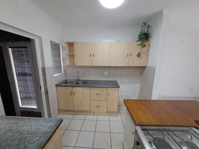 2 Bedroom Property for Sale in Wannenburghoogte Gauteng
