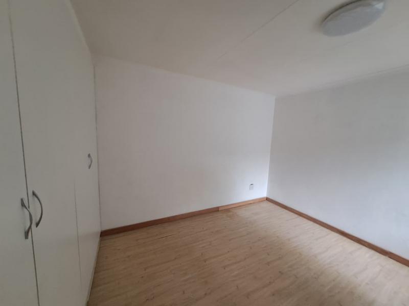 2 Bedroom Property for Sale in Wannenburghoogte Gauteng