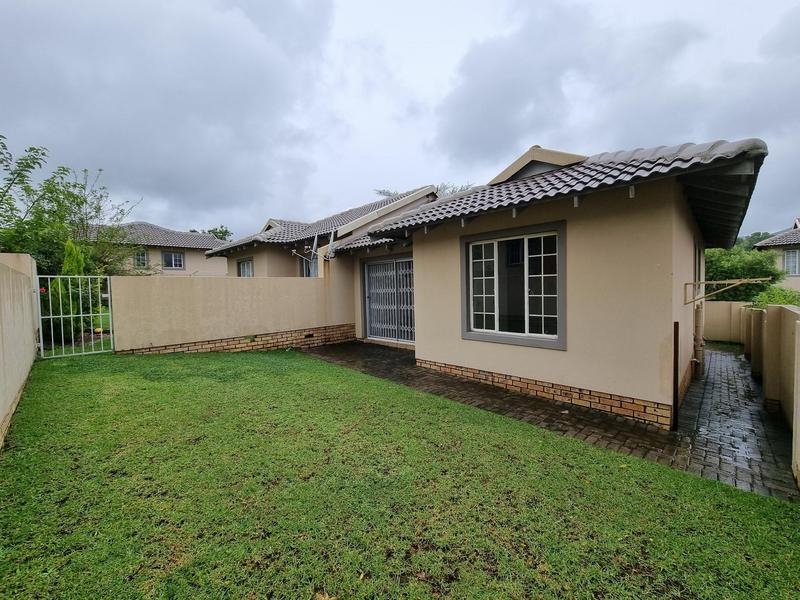To Let 2 Bedroom Property for Rent in Ruimsig Gauteng