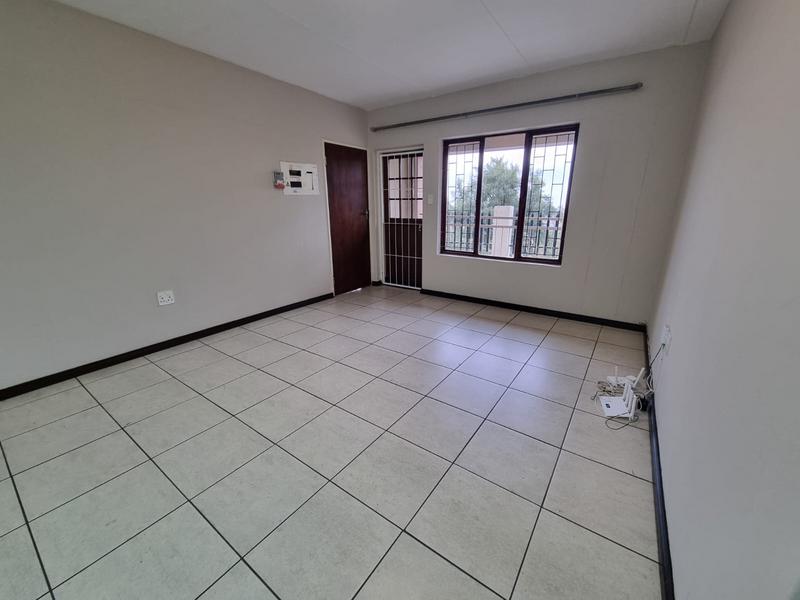 3 Bedroom Property for Sale in Constantia Kloof Gauteng