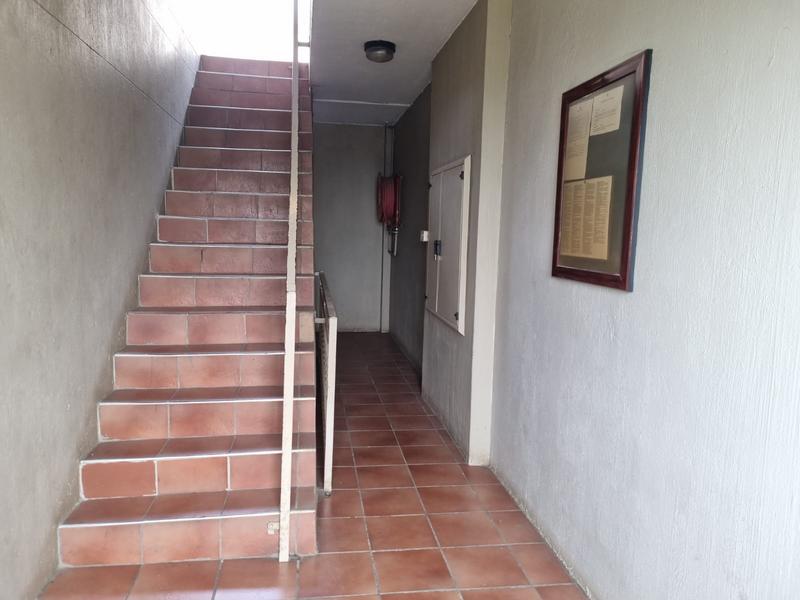 3 Bedroom Property for Sale in Constantia Kloof Gauteng