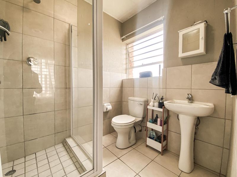 2 Bedroom Property for Sale in Ruimsig Gauteng