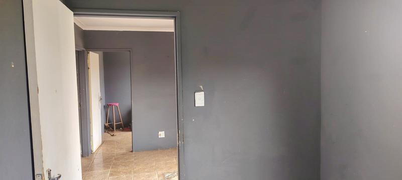 8 Bedroom Property for Sale in Protea Glen Gauteng