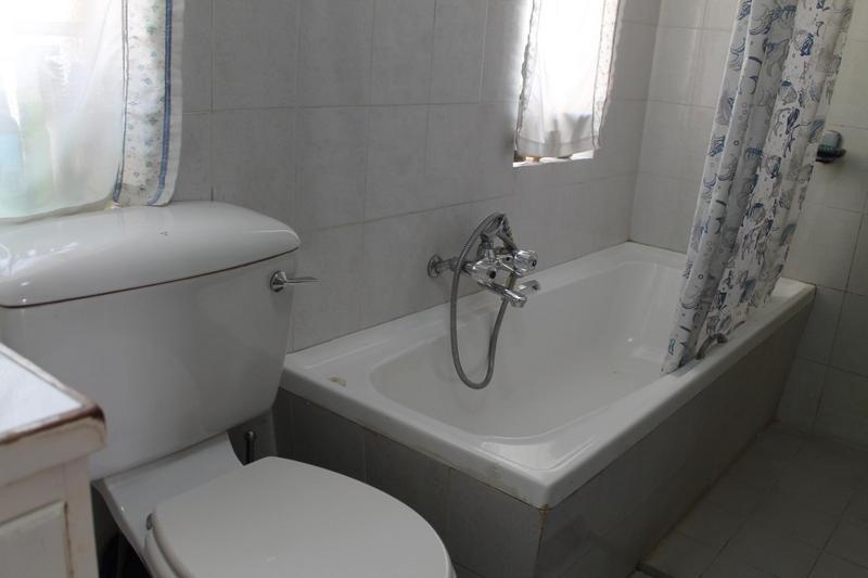 6 Bedroom Property for Sale in Bezuidenhout Valley Gauteng