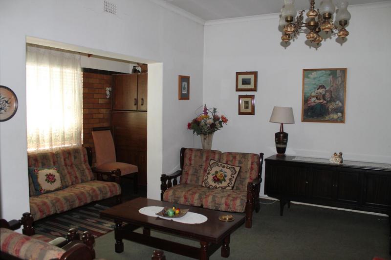 6 Bedroom Property for Sale in Bezuidenhout Valley Gauteng