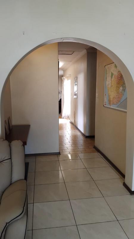 To Let 4 Bedroom Property for Rent in Elspark Gauteng